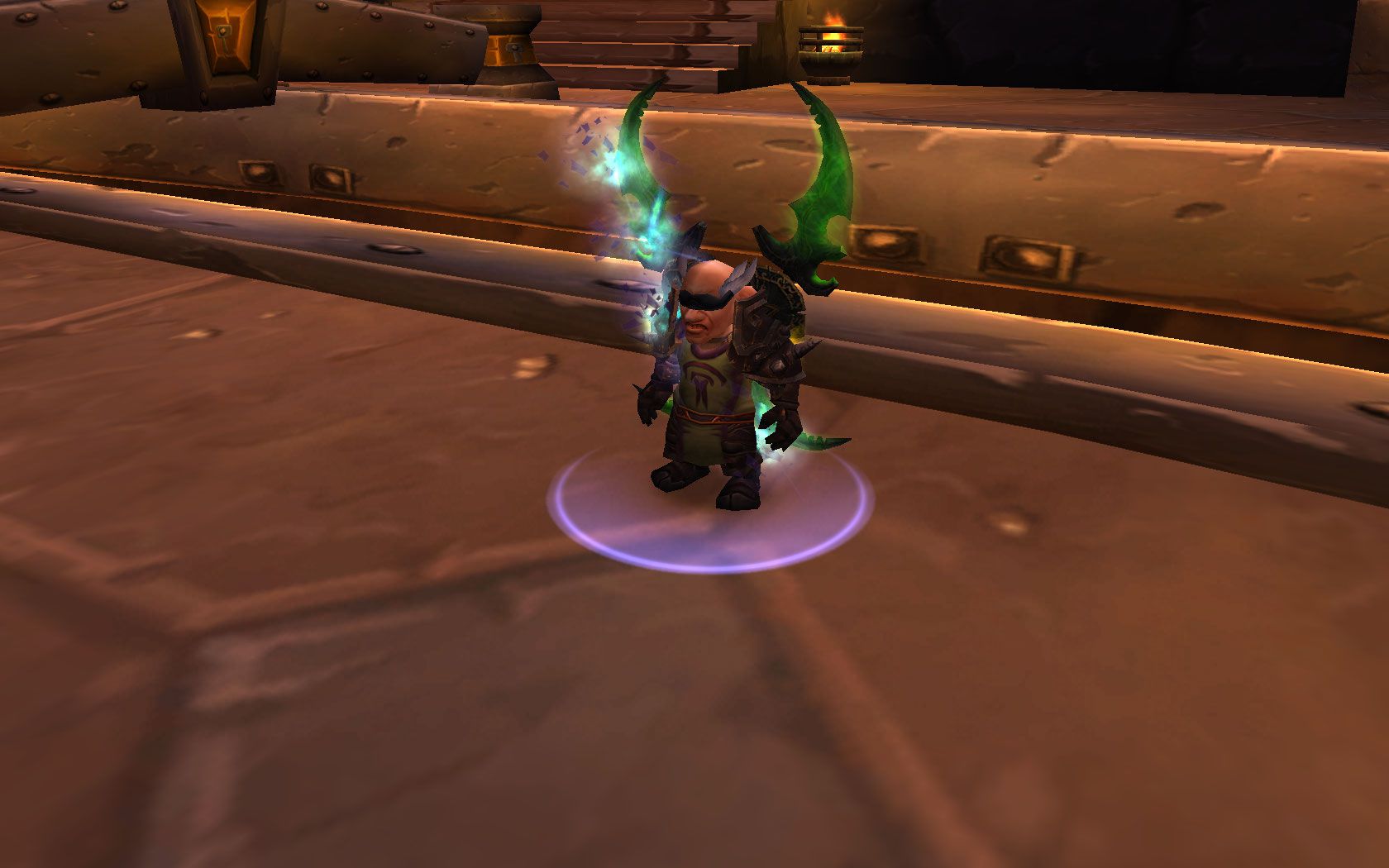 Gnome with Warglaives wow